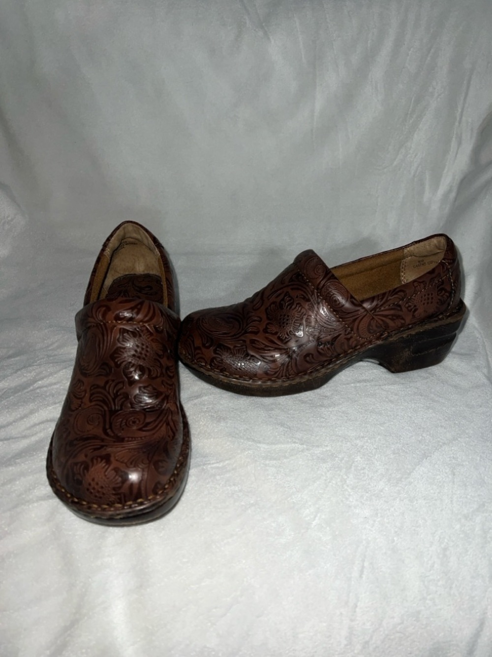 boc Brown Leather Tooled Clogs